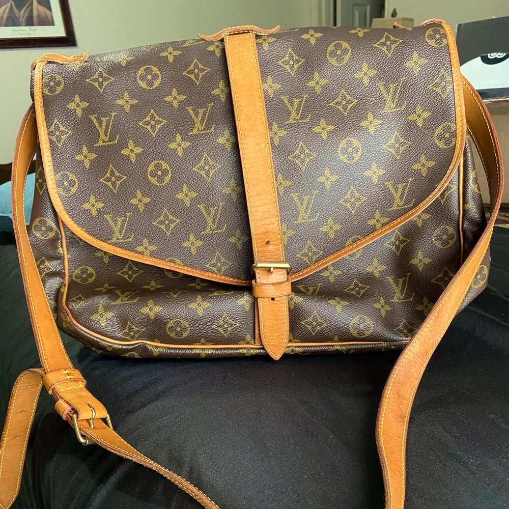 Authentic Louis Vuitton Monogram Saumur 35